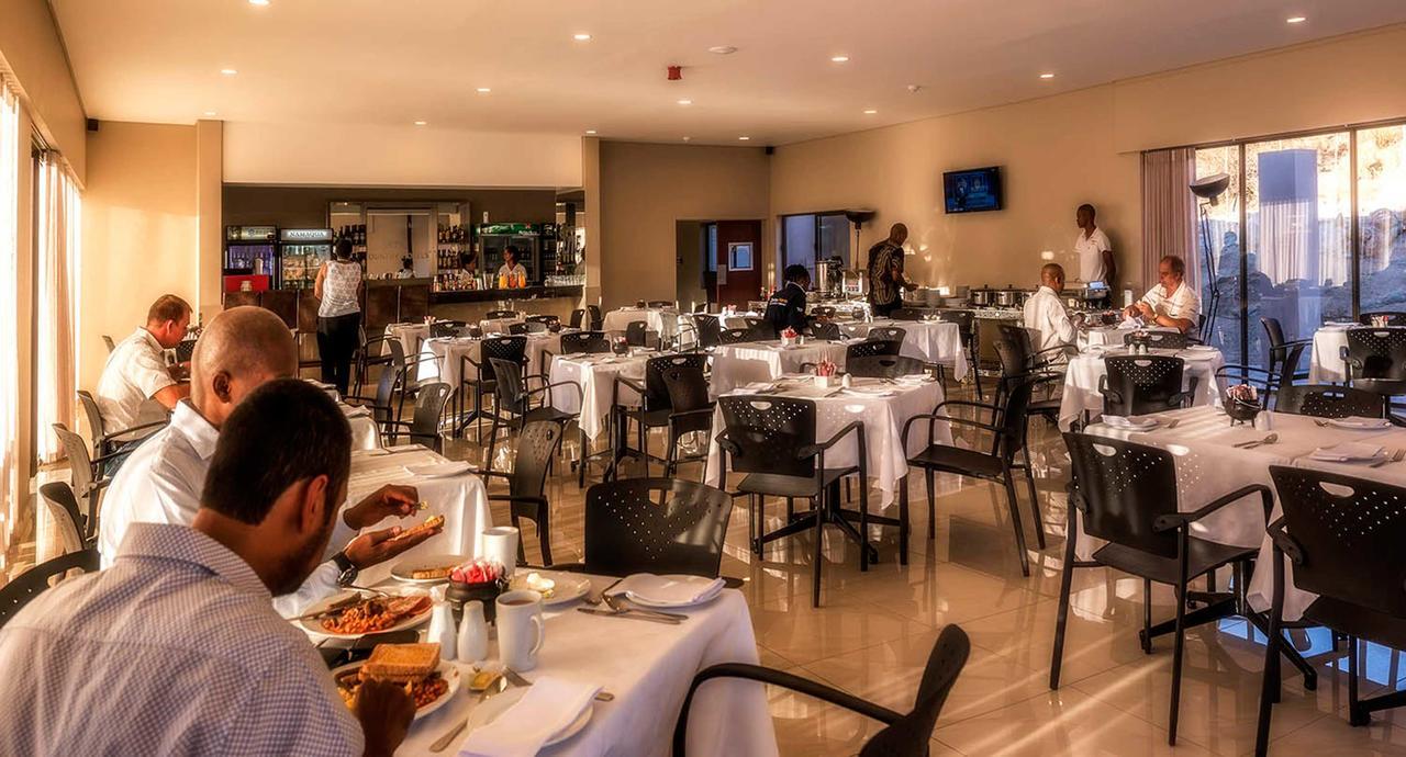 Springbok Inn Ngoại thất bức ảnh